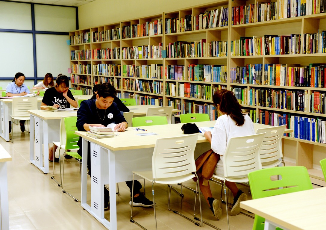 Không gian học tập và nghiên cứu tại Thư viện VUTECH